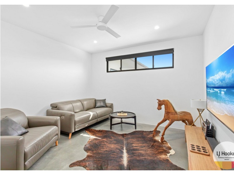 7 Gum Blossom Place, Tallwoods Village NSW 2430
