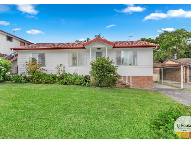8 Hope Street, Red Head NSW 2430