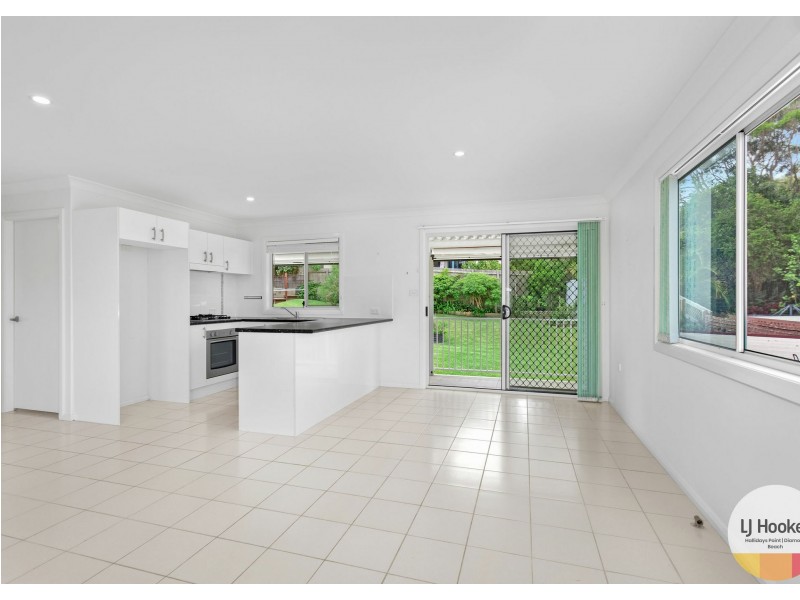 8 Hope Street, Red Head NSW 2430