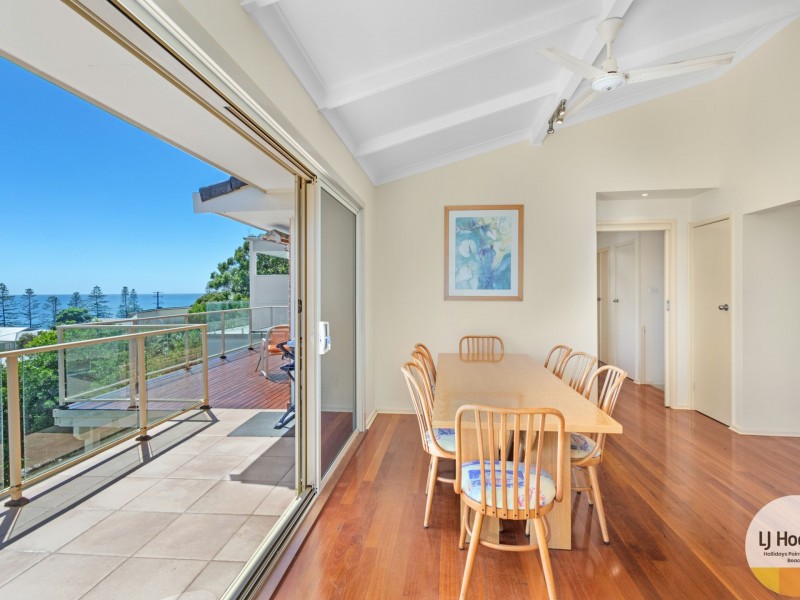 41 High Street, Black Head NSW 2430