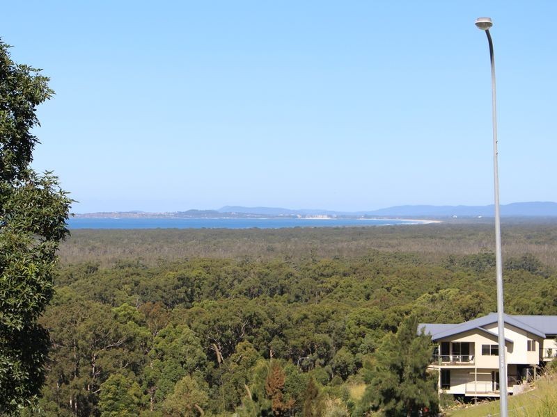 4 Eastern Valley Way, Tallwoods Village NSW 2430