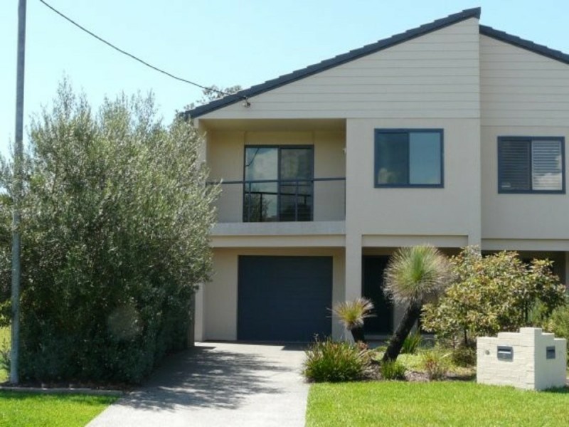 2/13 Jubilee Parade, Diamond Beach NSW 2430
