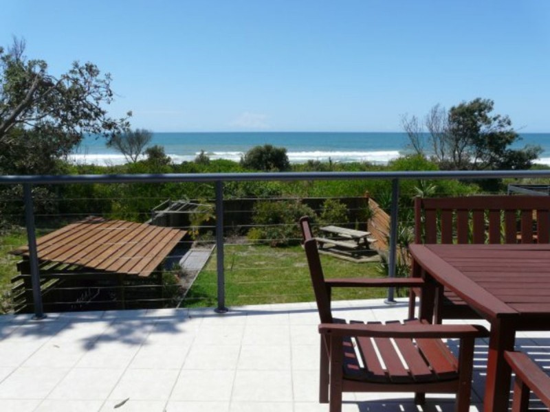 2/13 Jubilee Parade, Diamond Beach NSW 2430