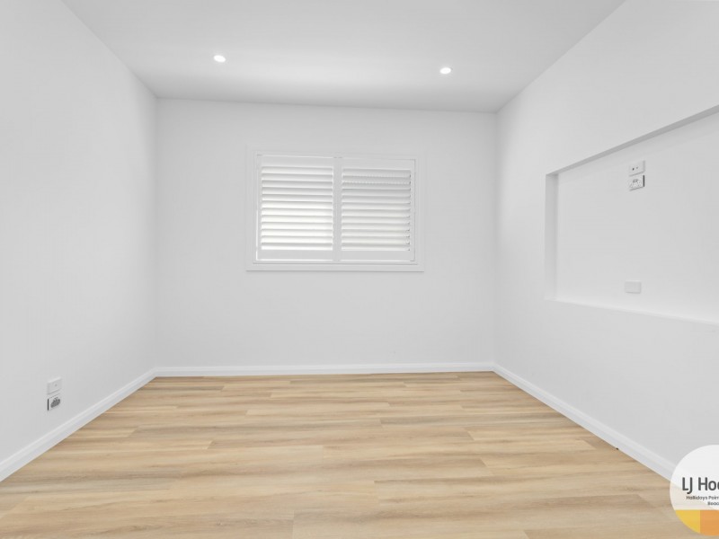 27 Shores Crescent, Diamond Beach NSW 2430