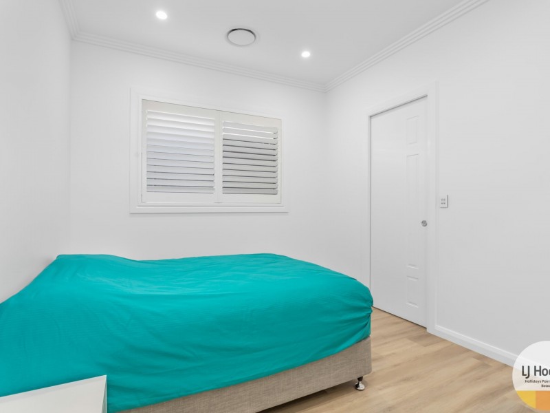 27 Shores Crescent, Diamond Beach NSW 2430