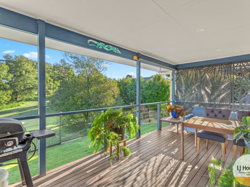 9 Barber Close, Tallwoods Village NSW 2430