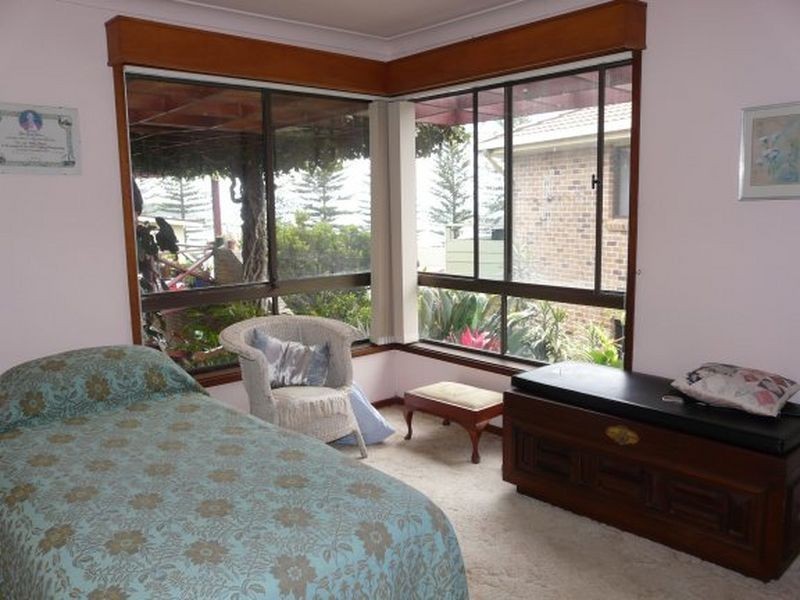 Hallidays Point NSW 2430