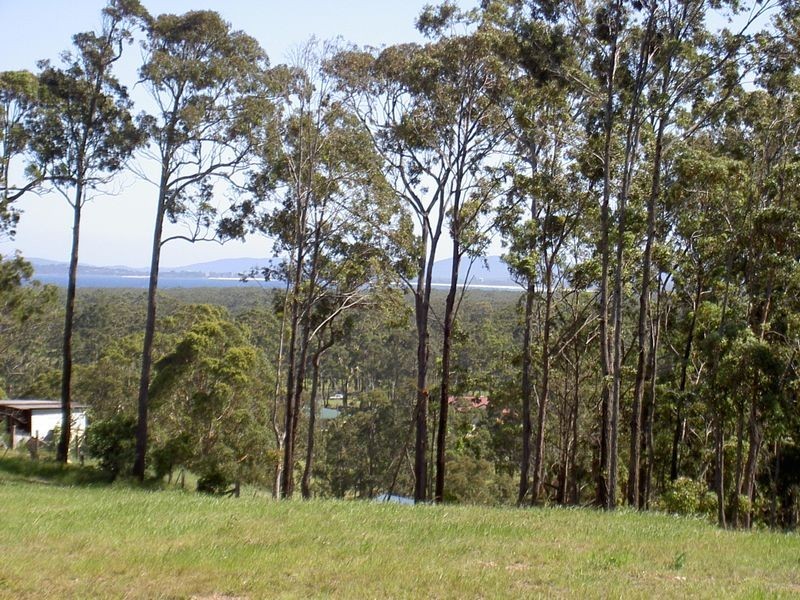 51 Headland Drive, Hallidays Point NSW 2430