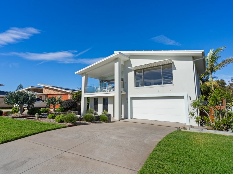 5 Myalup Court, Red Head NSW 2430