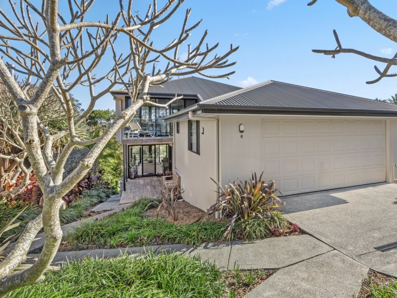 8 Scenic Avenue, Red Head NSW 2430