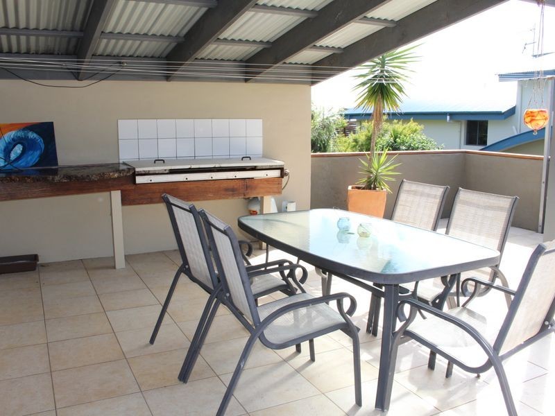 20 Surfview Avenue, Black Head NSW 2430