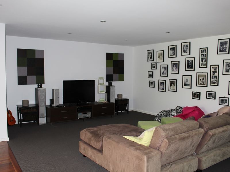 42 Sapphire Parade, Diamond Beach NSW 2430