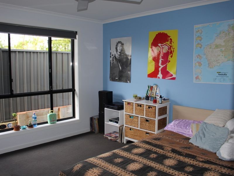 42 Sapphire Parade, Diamond Beach NSW 2430