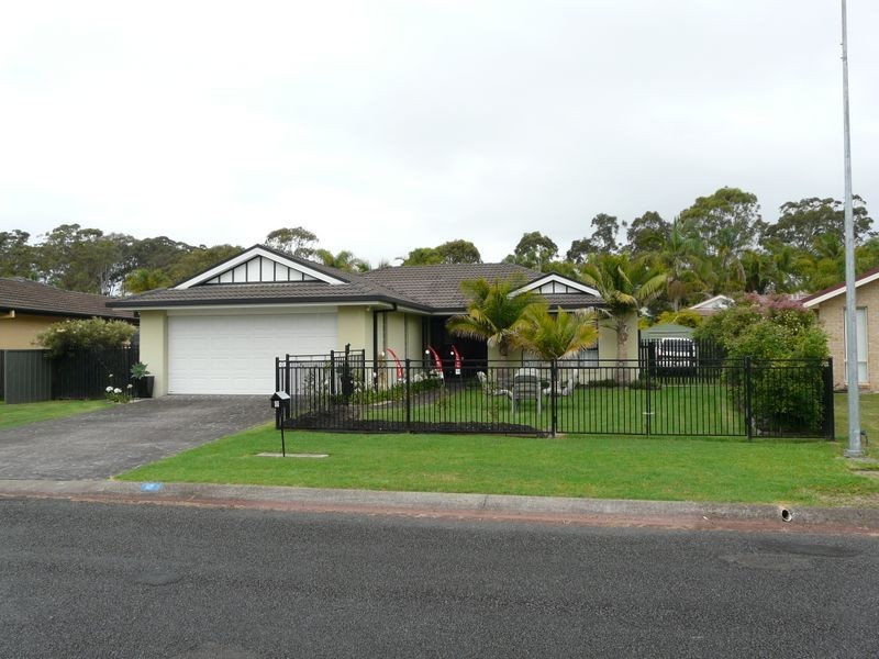 Hallidays Point NSW 2430