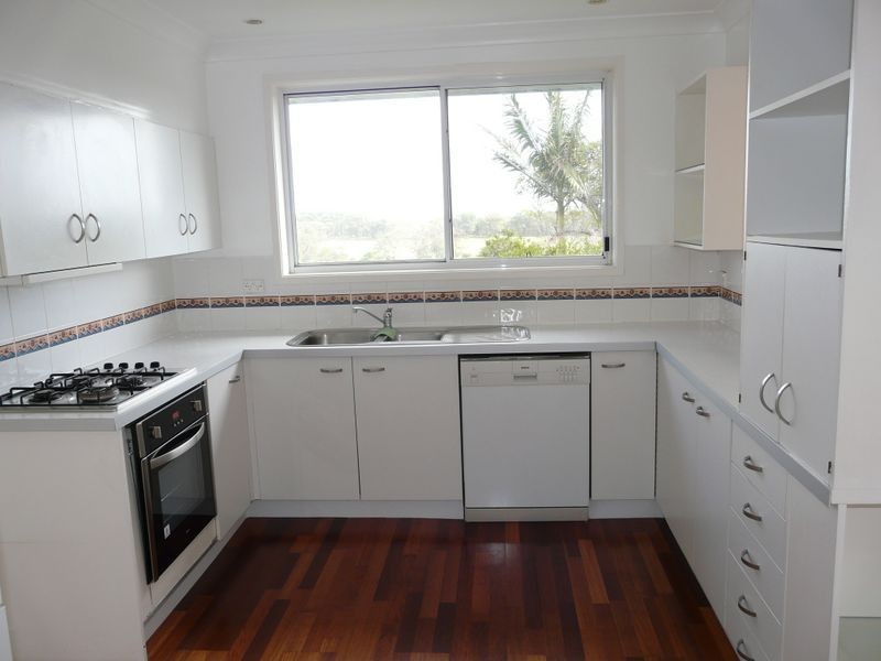 44 High Street, Black Head NSW 2430