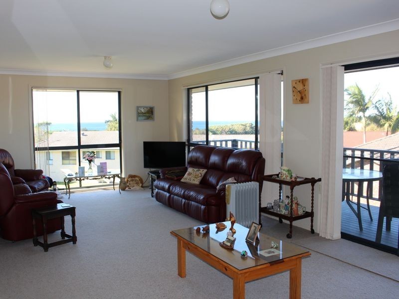 5 Orana Place, Hallidays Point NSW 2430