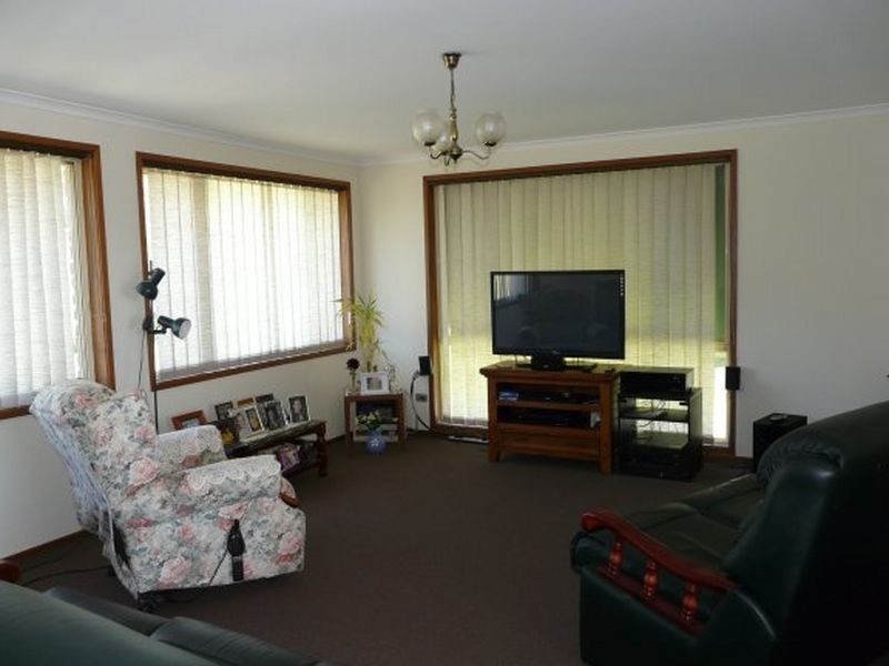 17 High Street, Black Head NSW 2430