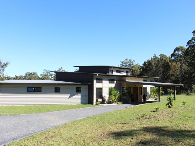 7 Federation Drive, Hallidays Point NSW 2430