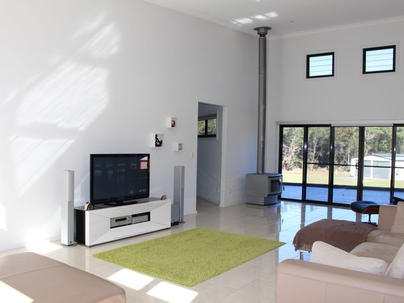 7 Federation Drive, Hallidays Point NSW 2430