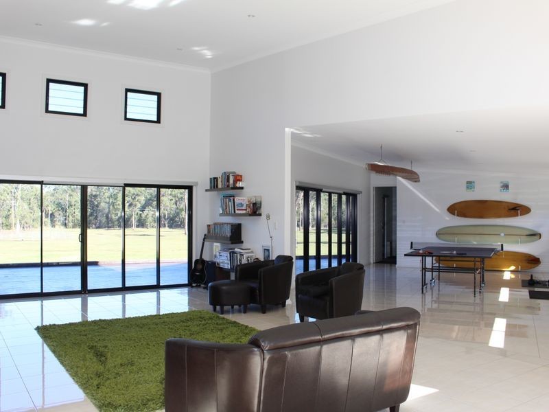 7 Federation Drive, Hallidays Point NSW 2430