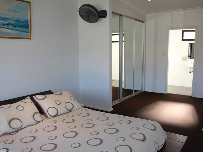 7 Federation Drive, Hallidays Point NSW 2430