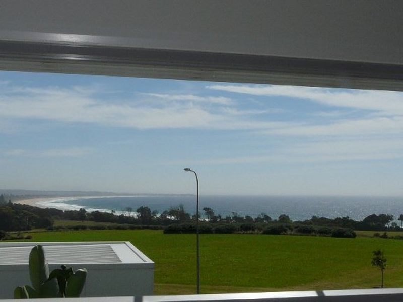 13 Torquay Circuit, Hallidays Point NSW 2430