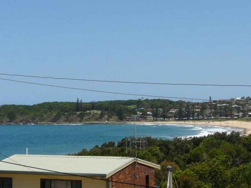 7 Scenic Avenue, Hallidays Point NSW 2430