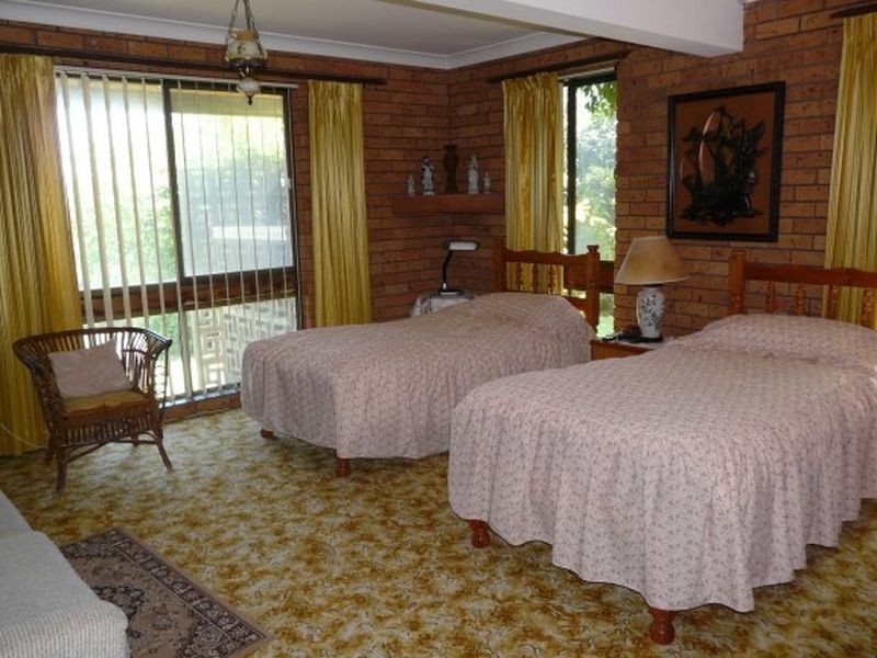 7 Scenic Avenue, Hallidays Point NSW 2430