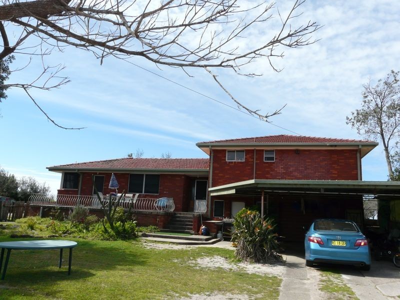 21 Jubilee Parade, Diamond Beach NSW 2430