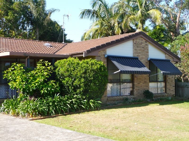6 Hope Street, Hallidays Point NSW 2430