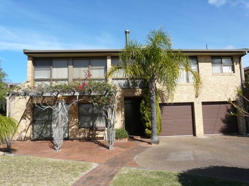 34 High Street, Black Head NSW 2430