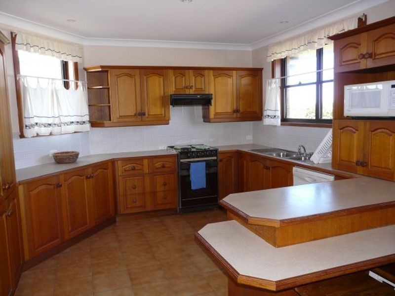 34 High Street, Black Head NSW 2430