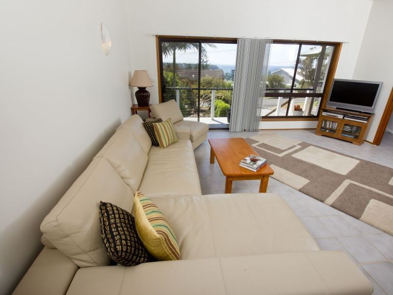 36 High Street, Black Head NSW 2430