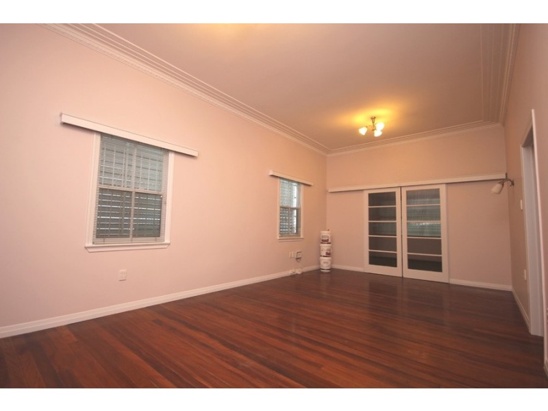 20 Walton Street, Dutton Park QLD 4102