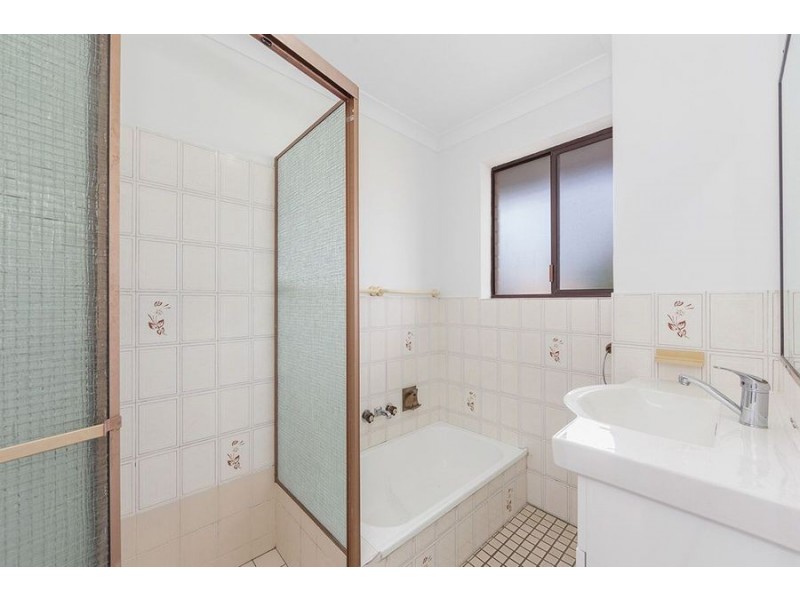 8/23 Salt Street, Windsor QLD 4030