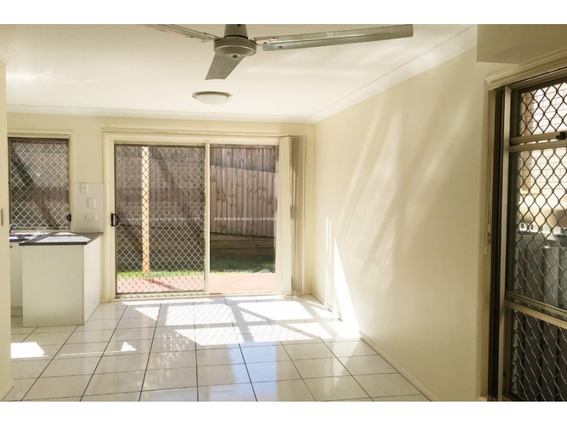 6/6 Butcher Avenue, Lawnton QLD 4501