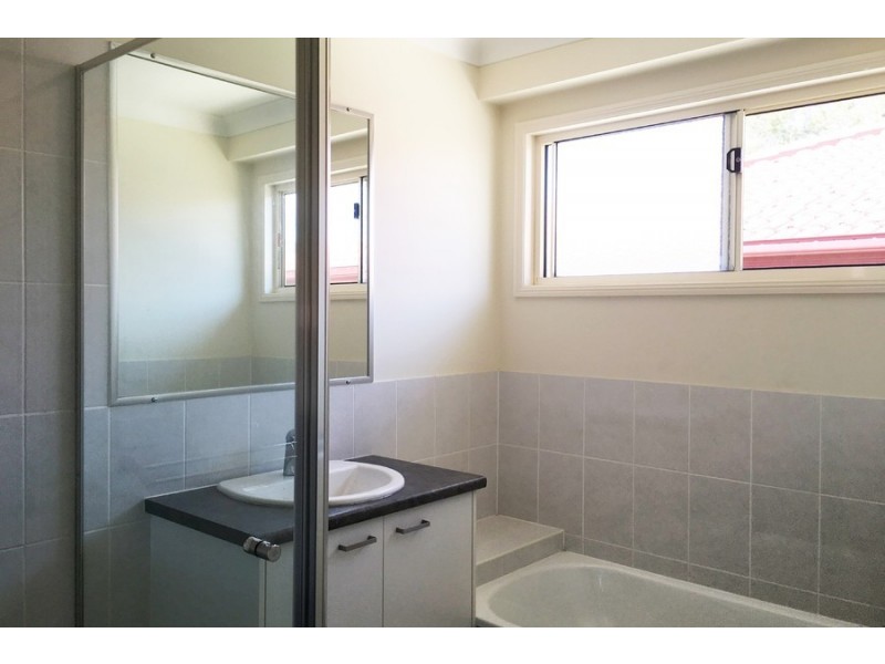 6/6 Butcher Avenue, Lawnton QLD 4501