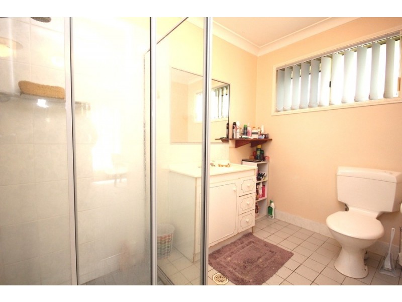 4 Bampton Place, Tingalpa QLD 4173