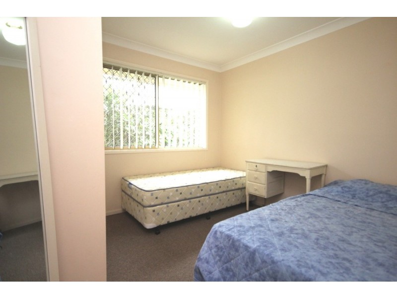 4 Bampton Place, Tingalpa QLD 4173