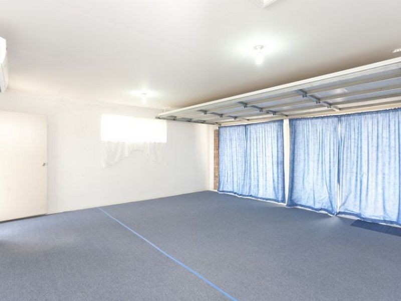 139 Middle Road, Hillcrest QLD 4118
