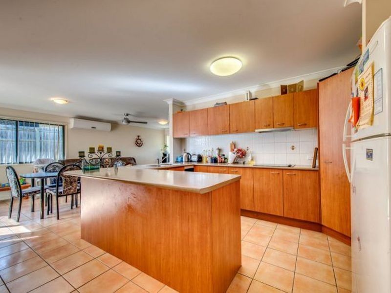 4 Clint Parade, Crestmead QLD 4132