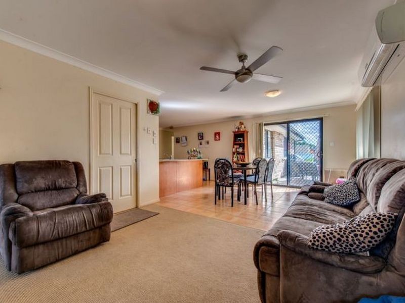 4 Clint Parade, Crestmead QLD 4132