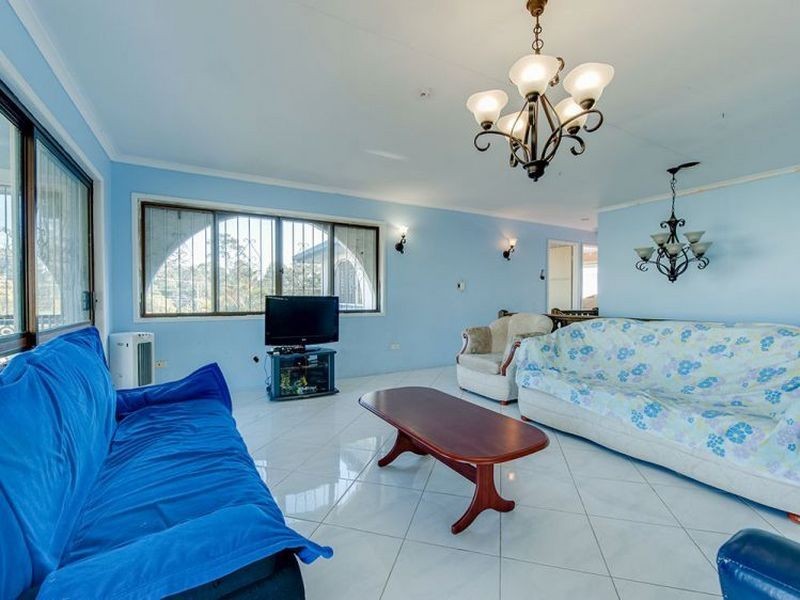 91 Winnetts Road, Daisy Hill QLD 4127