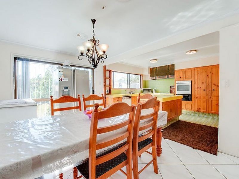 91 Winnetts Road, Daisy Hill QLD 4127