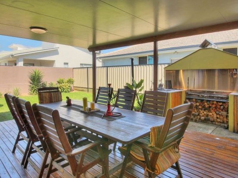12 Denver Grove, Regents Park QLD 4118