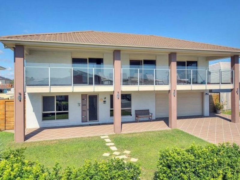 12 Denver Grove, Regents Park QLD 4118