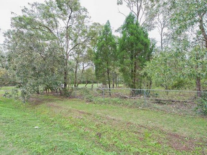 215 Learoyd Road, Acacia Ridge QLD 4110