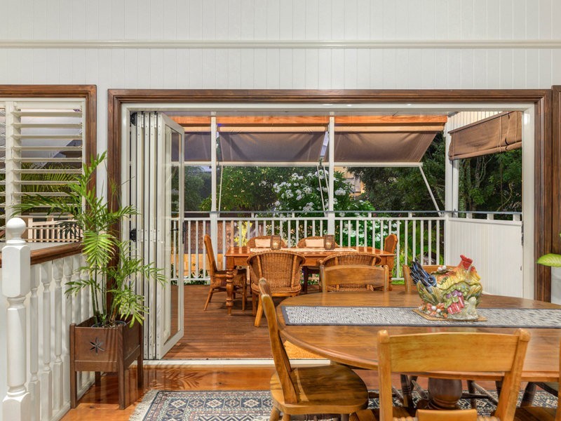 33 Withington Street, East Brisbane QLD 4169