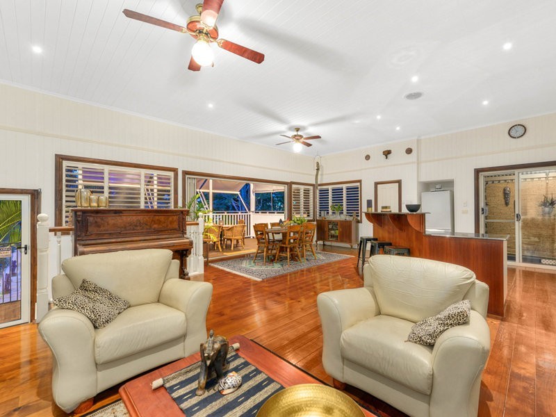 33 Withington Street, East Brisbane QLD 4169