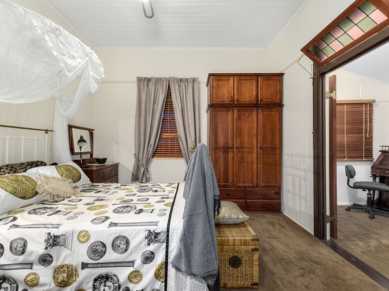 33 Withington Street, East Brisbane QLD 4169